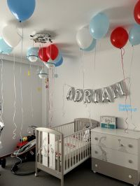 Διακόσμηση δωματίου με μπαλόνια για υποδοχή νεογέννητου